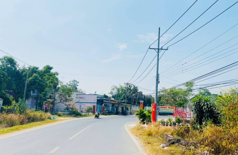 Phú Đông, 175m2 đất CLN có 100m2 ONT mặt tiền đường Hùng Vương (PD8/282)